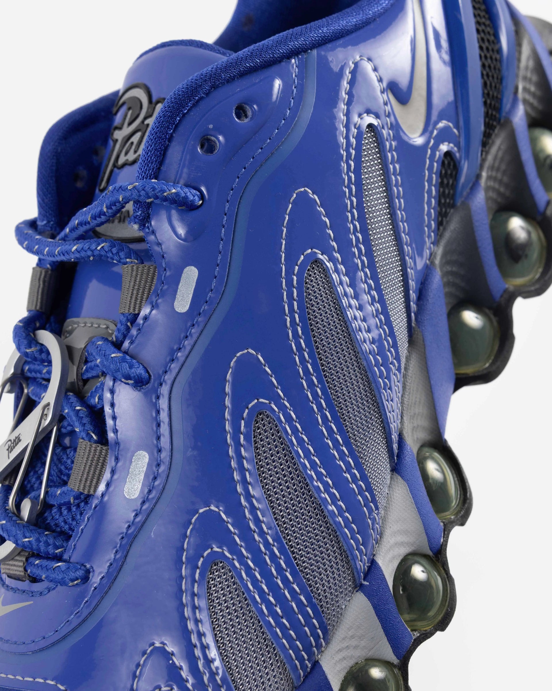 Patta x Nike Air Max DN8 SP (Game Royal/Light Charcoal)