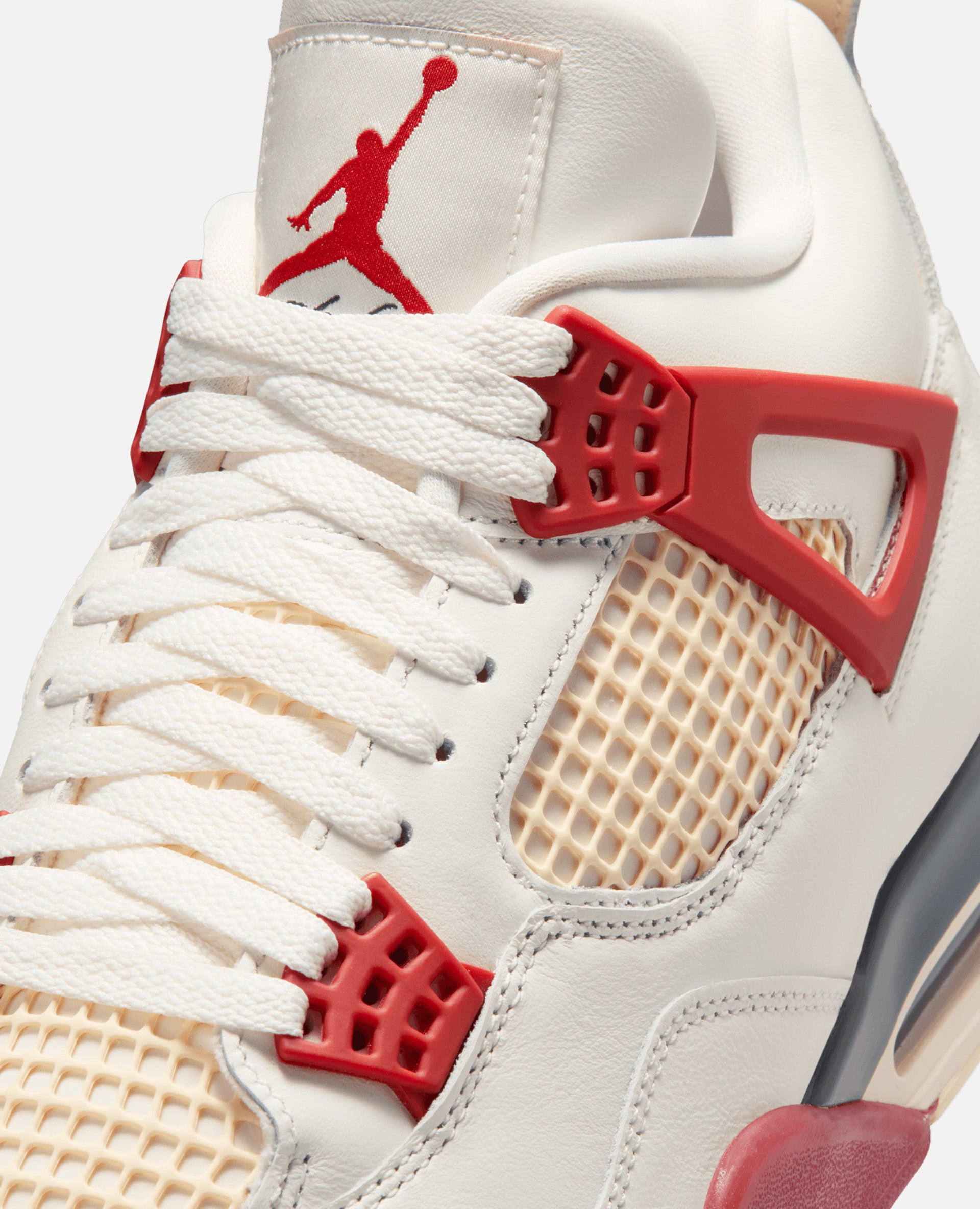 Air Jordan 4 x BIKE AIR x Nigel Sylvester (Sail/Cinnabar-Anthracite-Muslin)