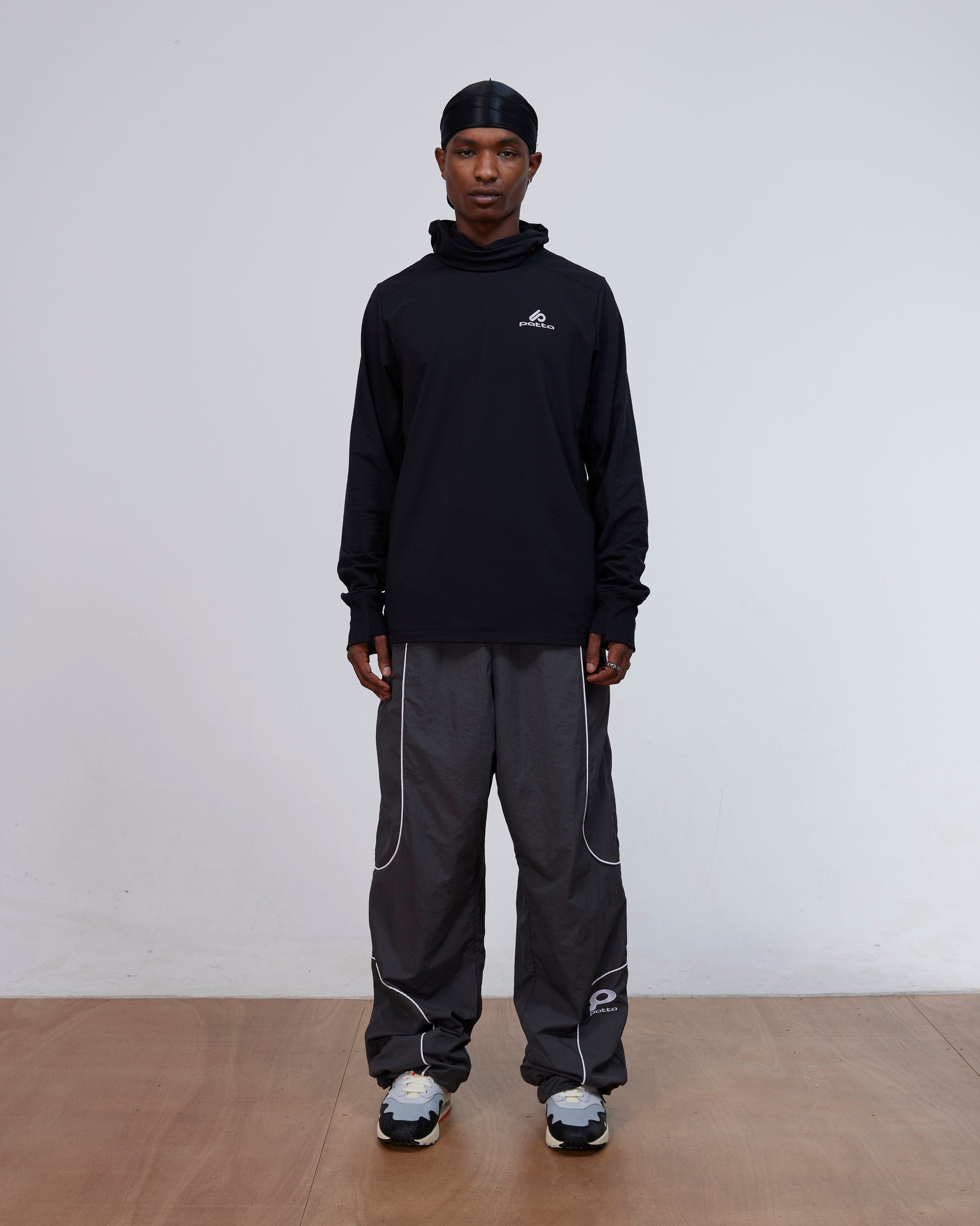 Patta Technical Hooded Sweater (Black)